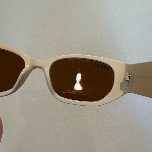 Blue Planet Unisex Cream Retro Brown Lens Taj Polarized Rectangle Sunglasses - Picture 6 of 15